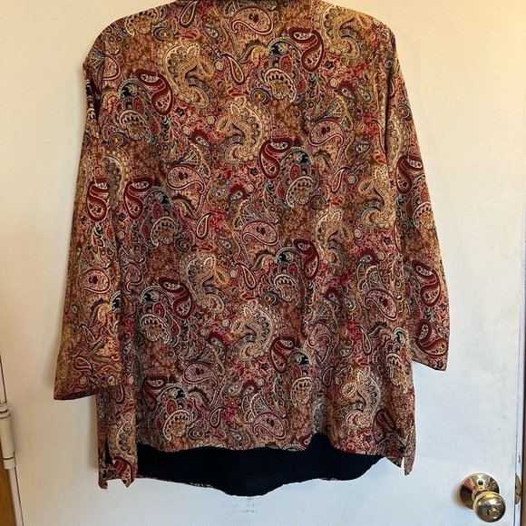 Women's 1X Blouse Notations Woman Long Sleeves Button Down Paisley Print blouse - Picture 4 of 10